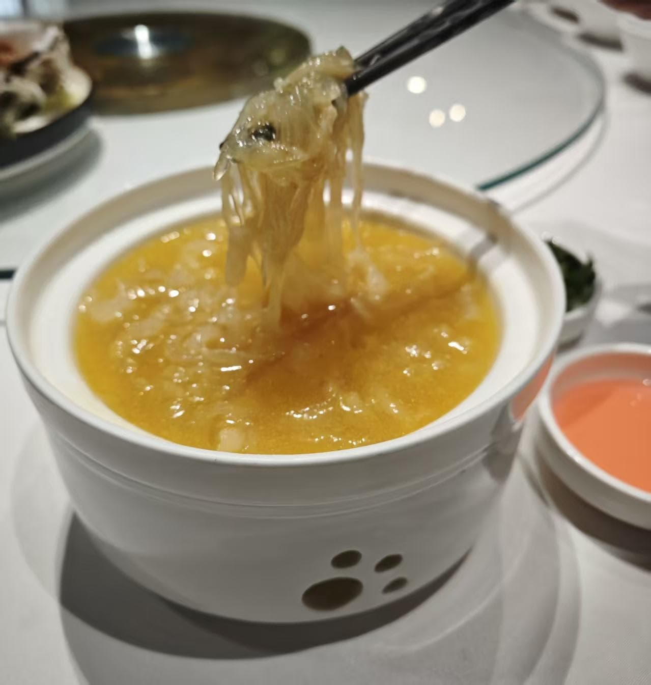 浓汤花胶翅